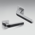 Poignée Alba en chrome poli et satiné pour porte, design Rosette Fabriqué en Italie, Colombo Design