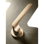 Poignée Argo Arieni Fabriquée en Italie avec un Choix de Finitions