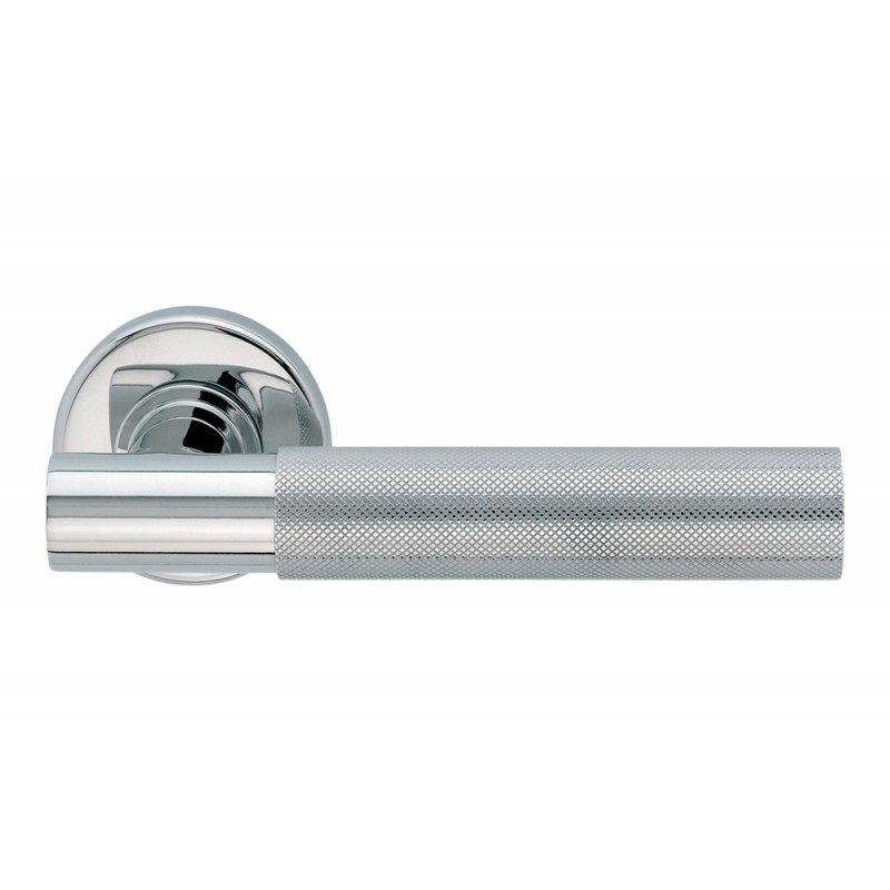 Poignée de porte Aqualung sur rosette de l'archistar Marco Piva pour Mandelli1953