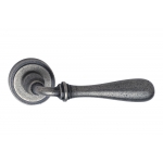 Poignée de porte d'architecture H1044 Oberon de l'architecte Vincent Van Duysen pour Valli & Valli