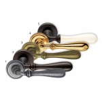 Poignée de porte d'architecture H1044 Oberon de l'architecte Vincent Van Duysen pour Valli & Valli