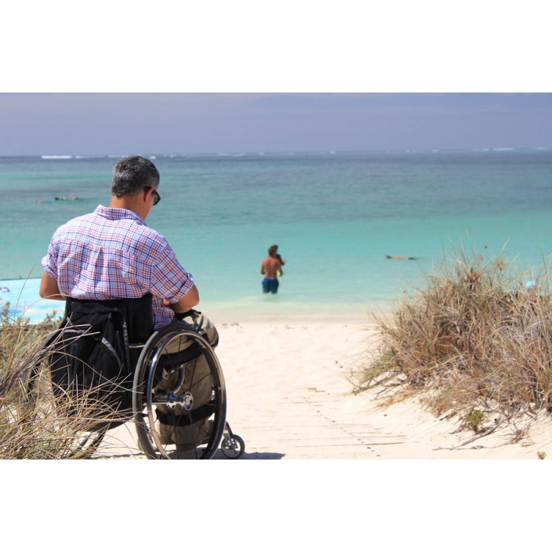 Moustiquaire sans guide au sol pour portes françaises avec 1 type Zanzar sans feuilles